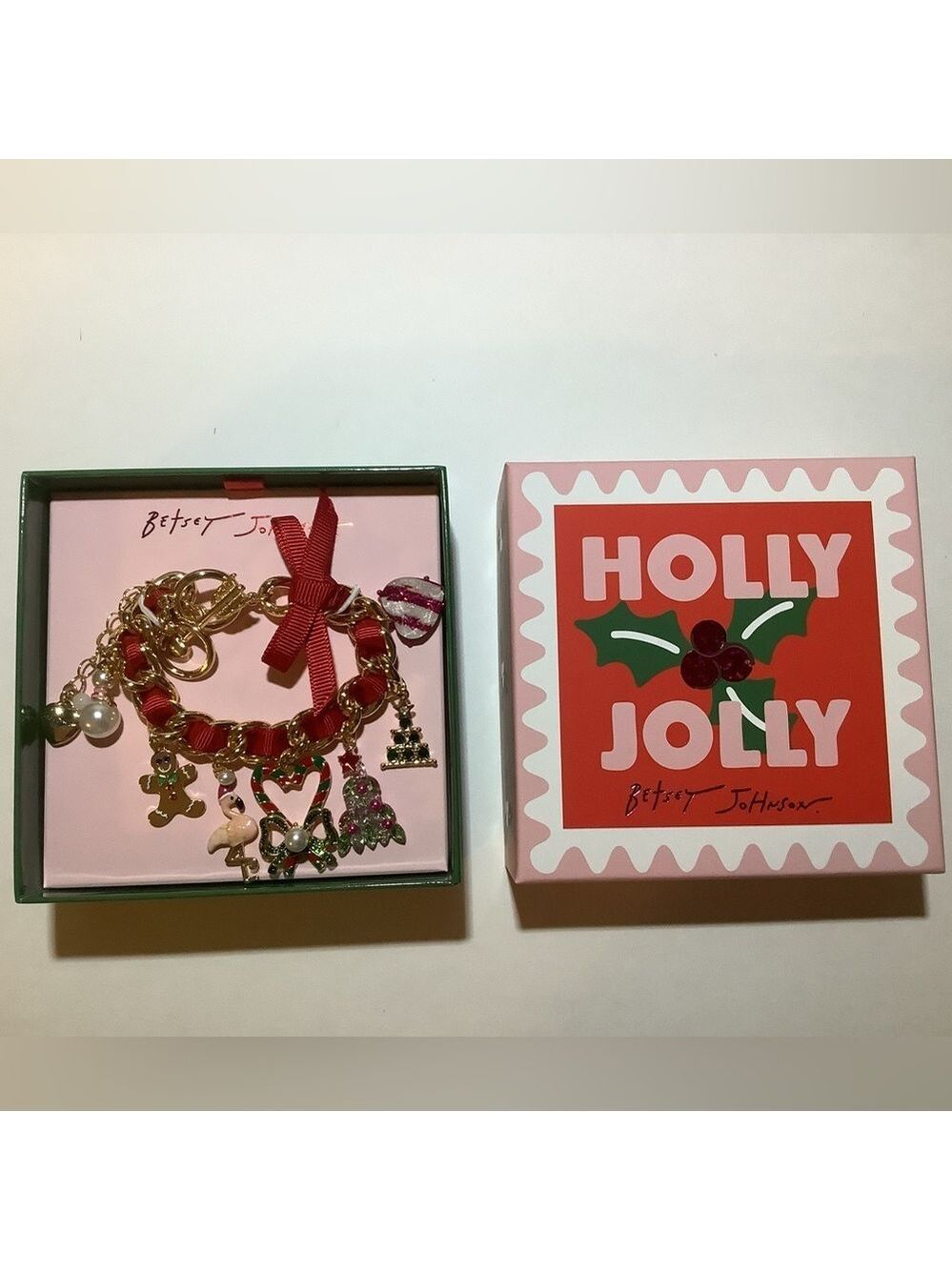 Betsey Johnson Christmas Holiday Red Ribbon Charm Bracelet New